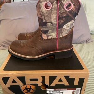 Women’s Camo Ariat Fatbaby Cowgirl Boots